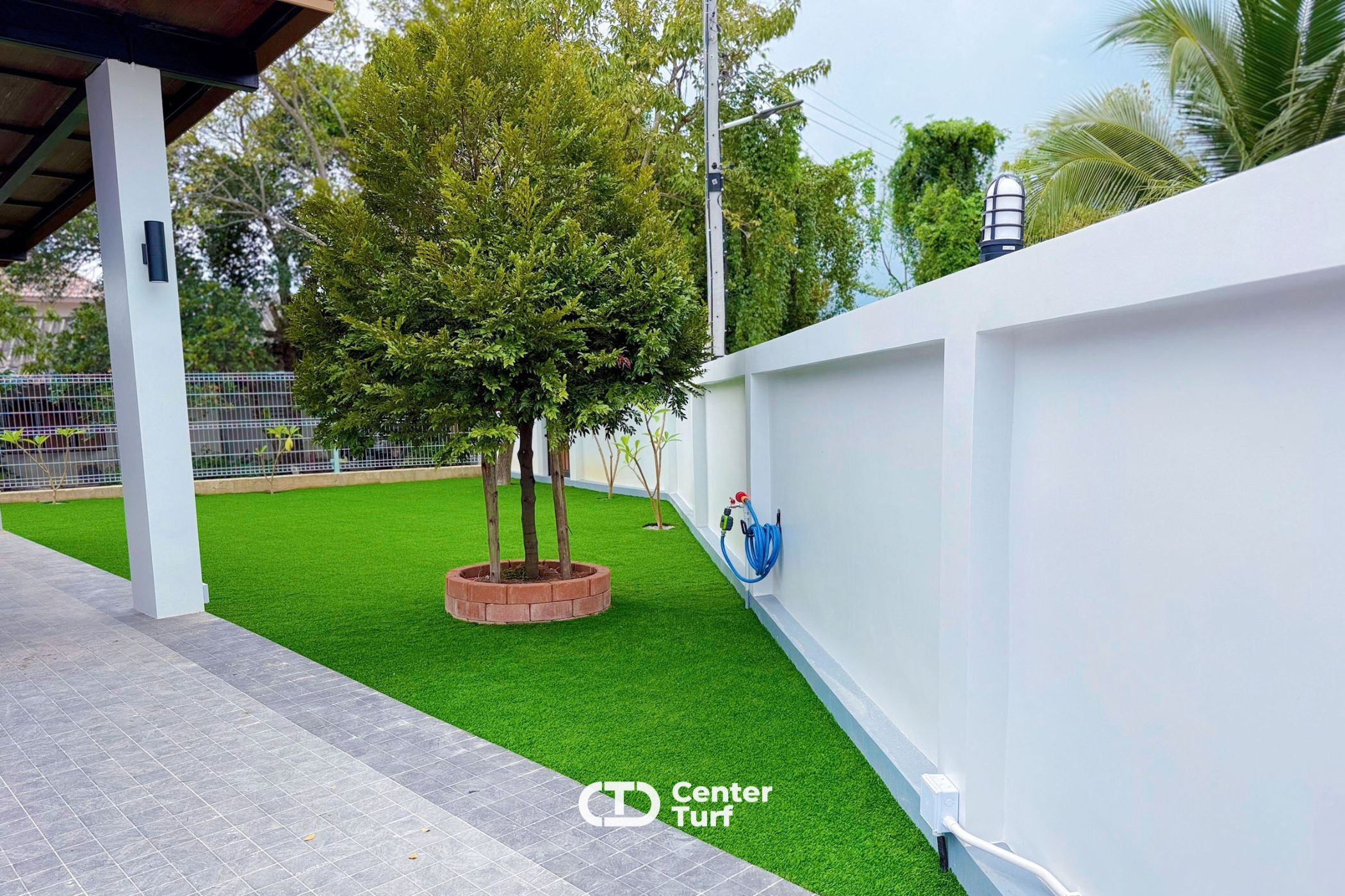 ให้สัตว์เลี้ยงตัวโปรดได้วิ่งเล่นให้ทุกคนได้ใช้เวลาร่วมกันมีพื้นที่สีเขียวสวยสะอาด ใช้งานได้ทุกวัน