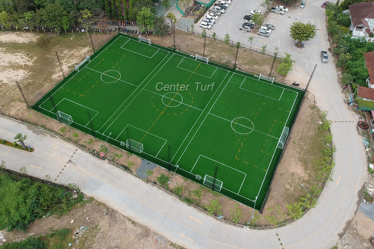 สนามฟุตบอลหญ้าเทียม Varee Chiangmai International School จ.เชียงใหม่