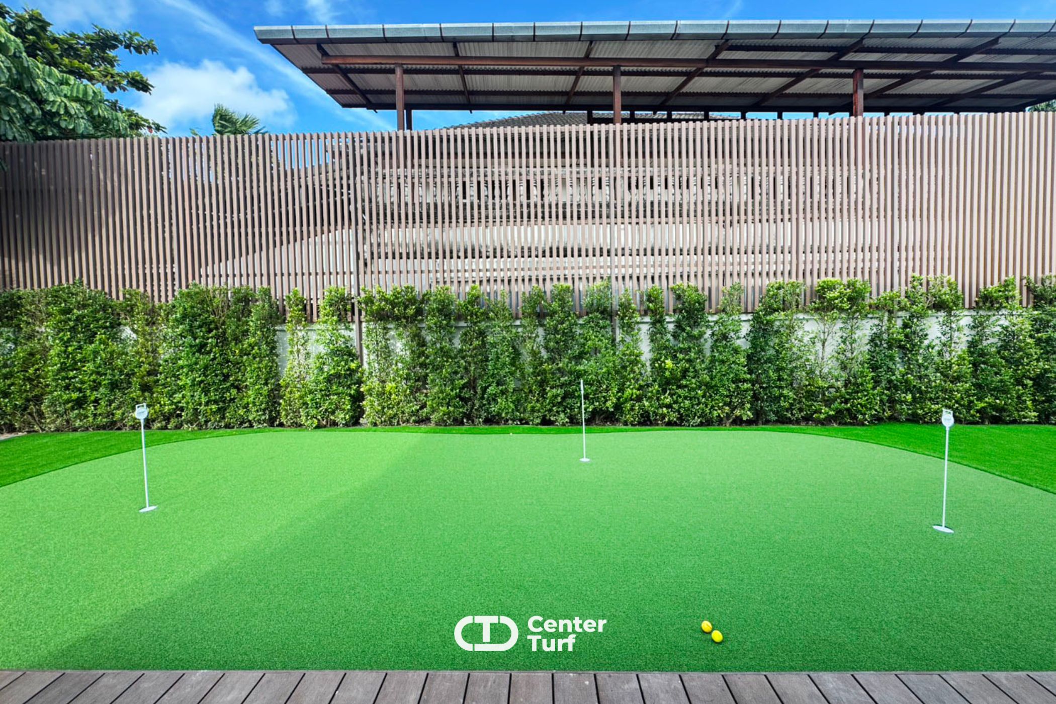 เพราะพัตติ้งกรีนหญ้าเทียมเพิ่มความสวยงามให้กับบ้านคุณ