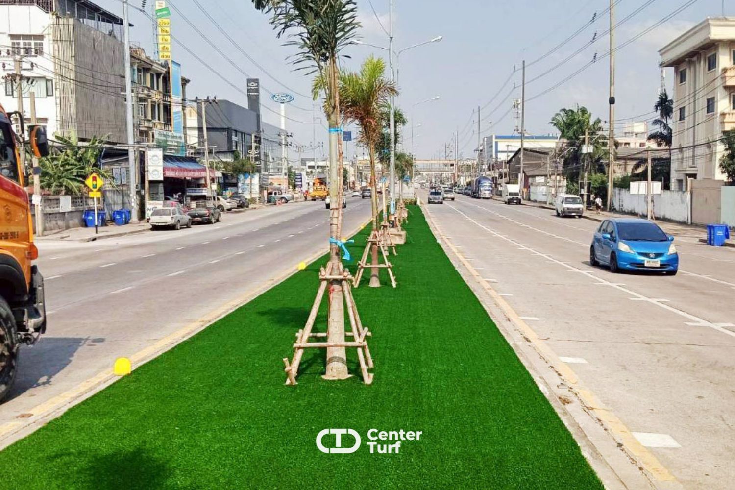 โดดเด่นด้วยความทนทานต่อทุกสภาพอากาศ ไม่ว่าจะเป็น  แสงแดดจัดหรือฝนตกหนัก ก็ยังคงสีสันสวยงาม 